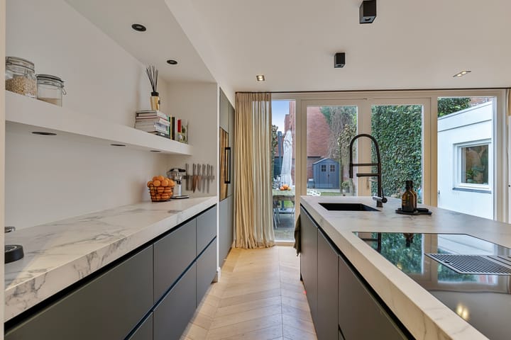 Foto 18 van Leenderweg 309