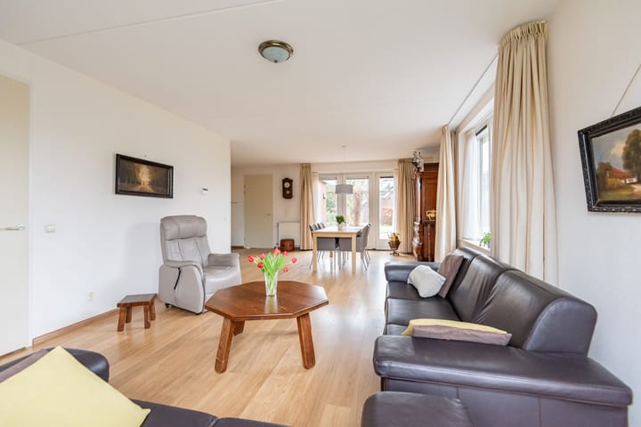 Photo 12 of Houtdreef 16