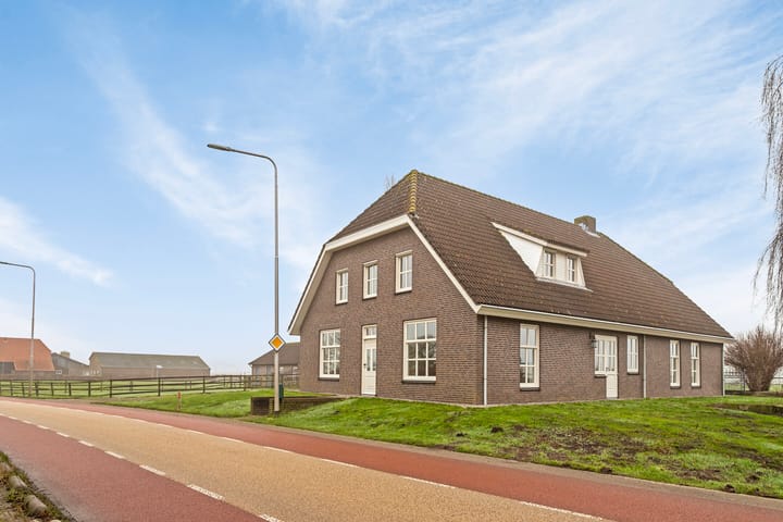 Foto 7 van Meester van Coothstraat 52