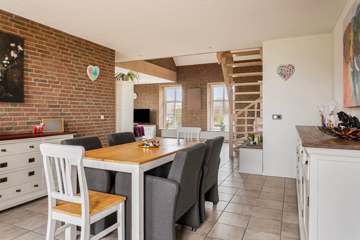 Foto 18 van Meester van Coothstraat 52