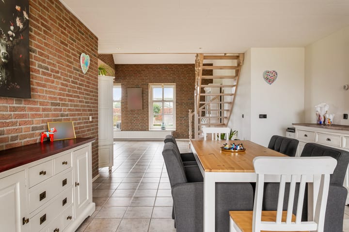 Foto 19 van Meester van Coothstraat 52