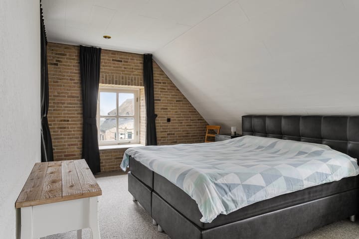 Foto 30 van Meester van Coothstraat 52