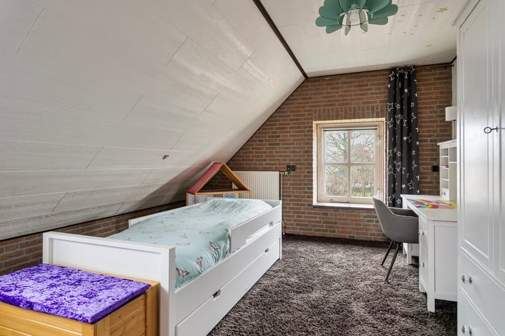 Foto 33 van Meester van Coothstraat 52