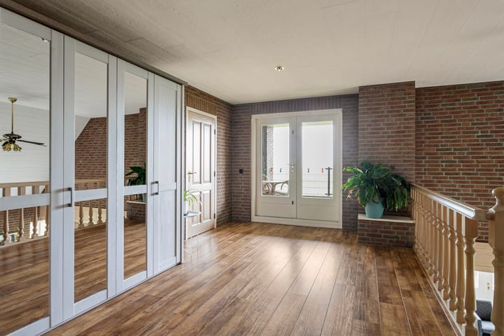 Foto 43 van Meester van Coothstraat 52