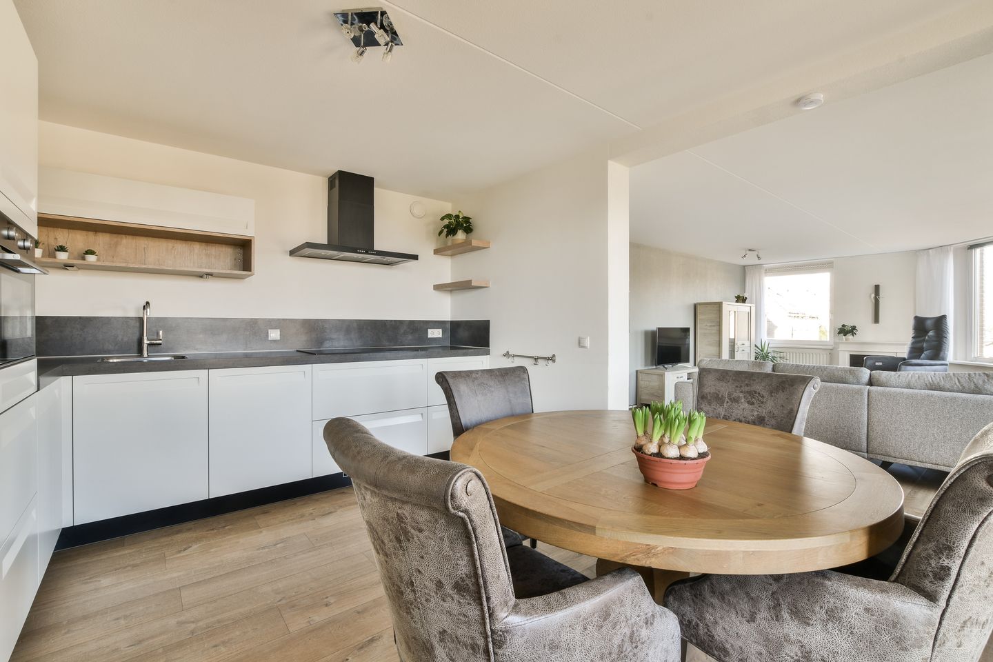 Foto 10 van Henry Wijnmalenplein 6