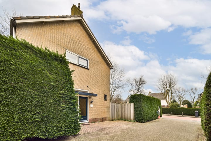 Foto 2 van Menneweg 111