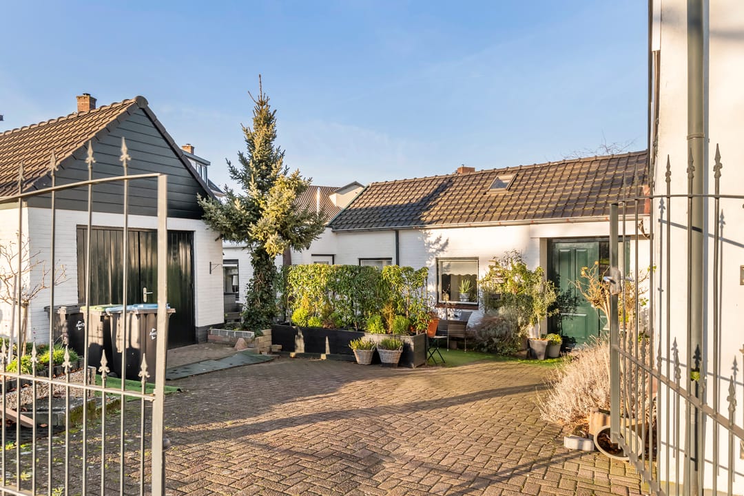 Foto 22 van Burgemeester von Geusauweg 41