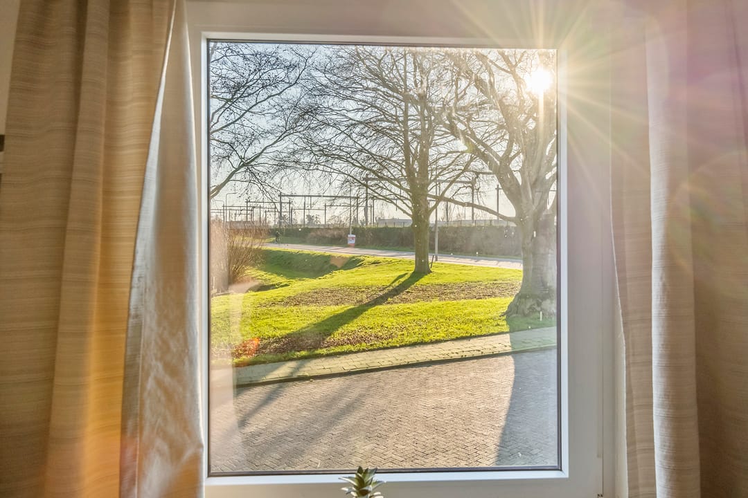 Foto 17 van Burgemeester von Geusauweg 41