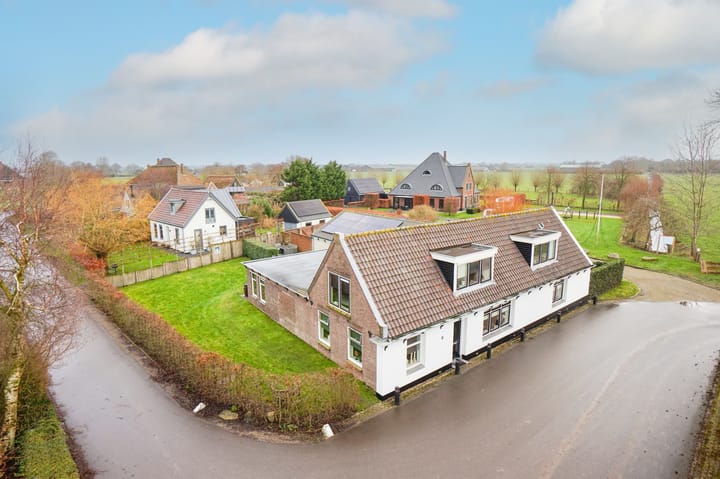 Photo 4 of Surmerhuizerweg 8