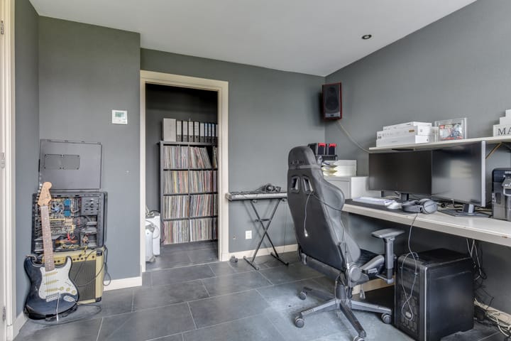 Photo 23 of Surmerhuizerweg 8