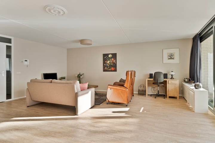 Foto 12 van De Misse 24