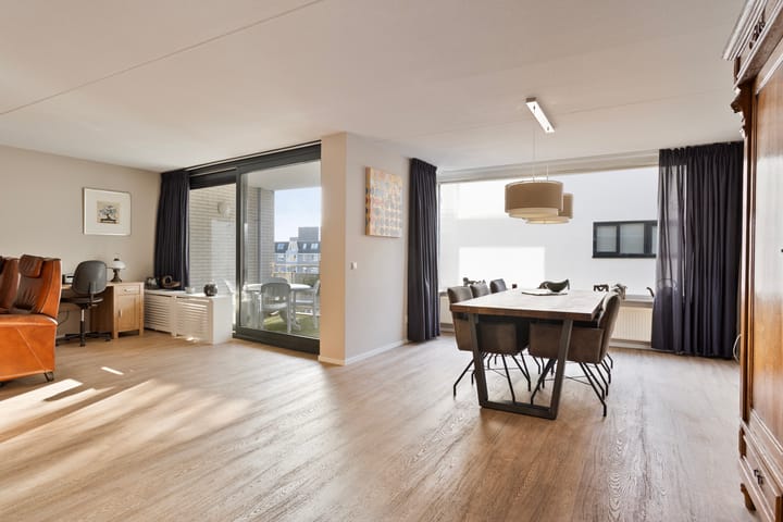 Foto 16 van De Misse 24