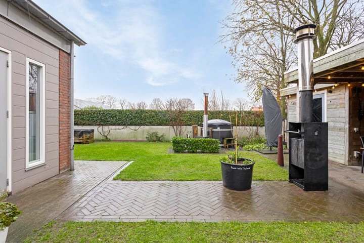 Foto 27 van Veenmos 60