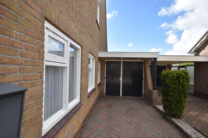 Foto 6 van Van Sytzamawei 10