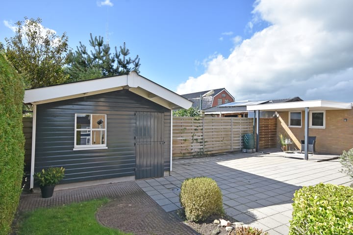 Foto 10 van Van Sytzamawei 10