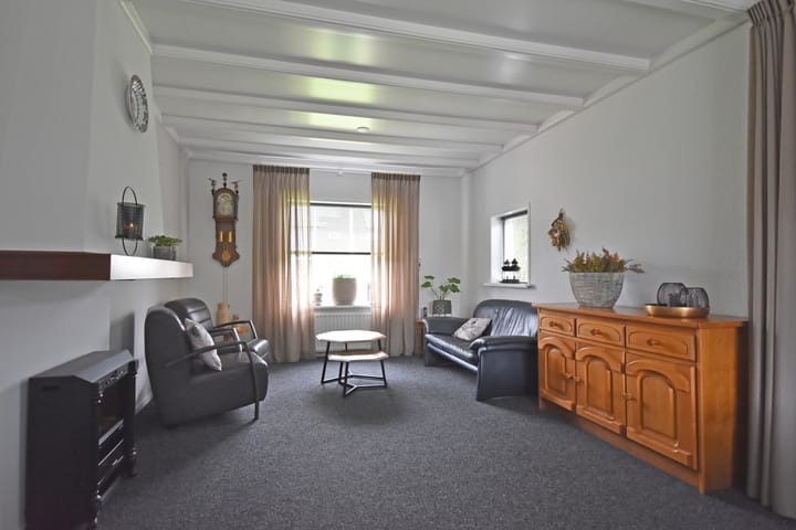 Foto 21 van Van Sytzamawei 10