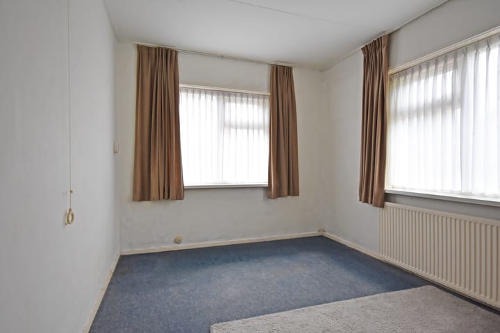 Foto 33 van Van Sytzamawei 10