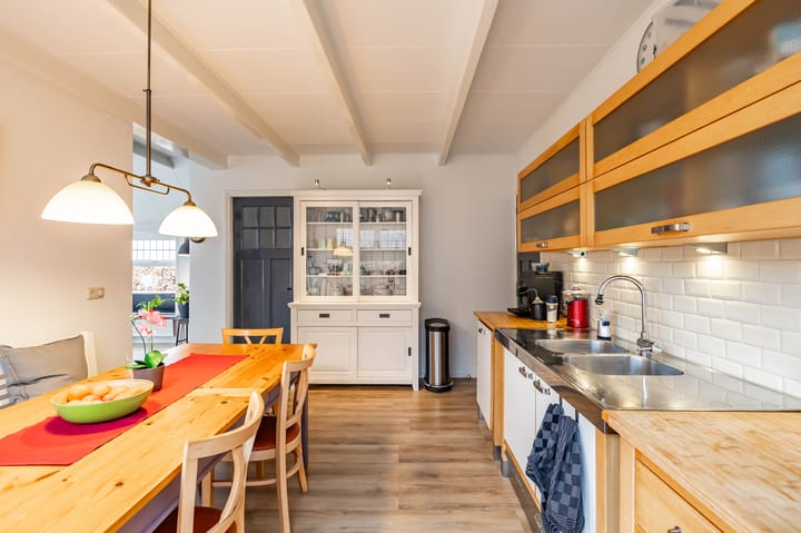 Foto 25 van Dorpsweg 50