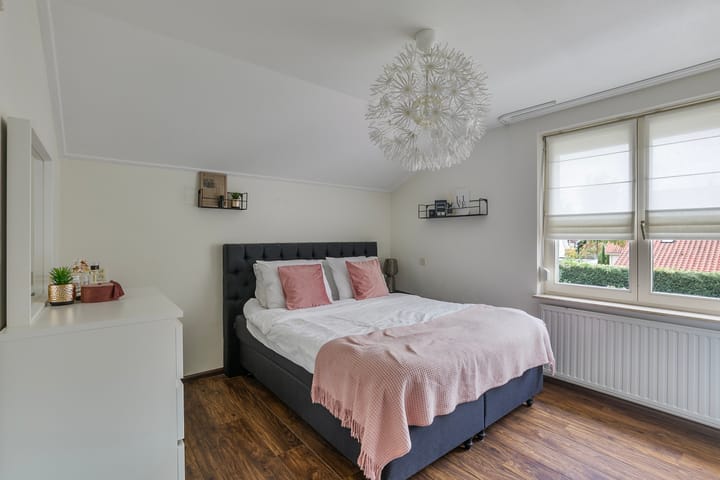 Photo 32 of Kloosterstraat 37