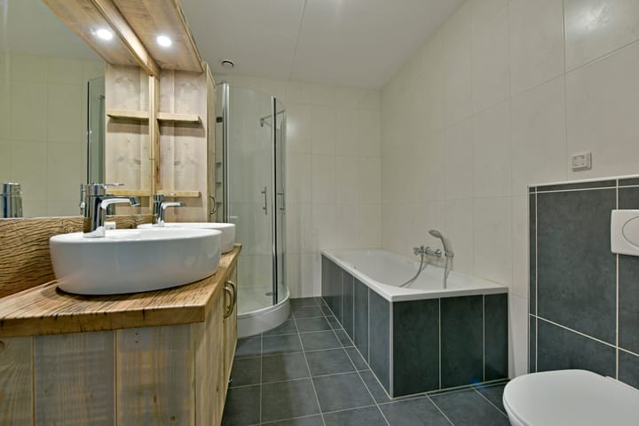 Foto 70 van Rugstreeppad 33