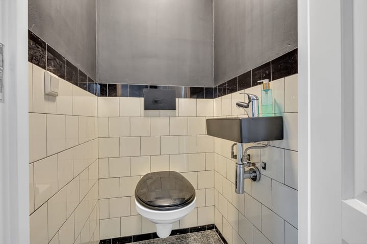 Foto 17 van St. Vitusstraat 2-D