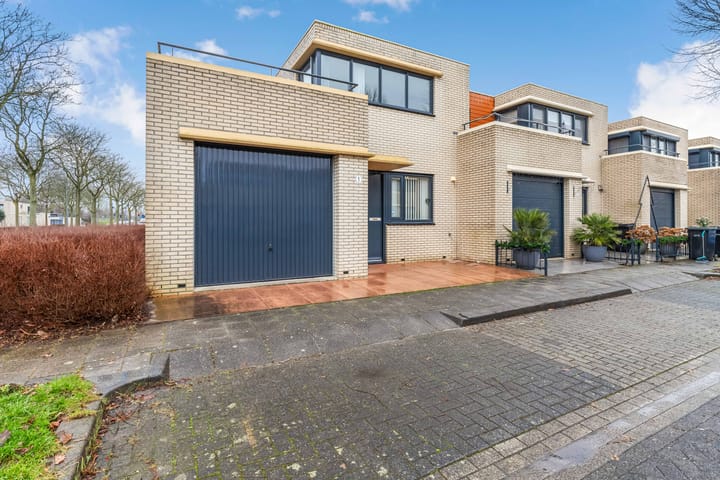 Foto 2 van Merenguestraat 1