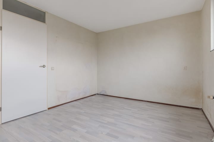 Foto 23 van Merenguestraat 1