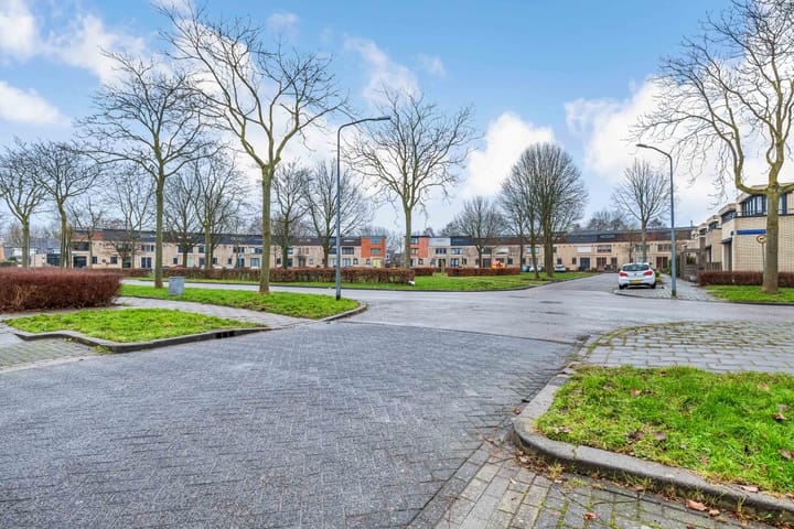 Foto 43 van Merenguestraat 1