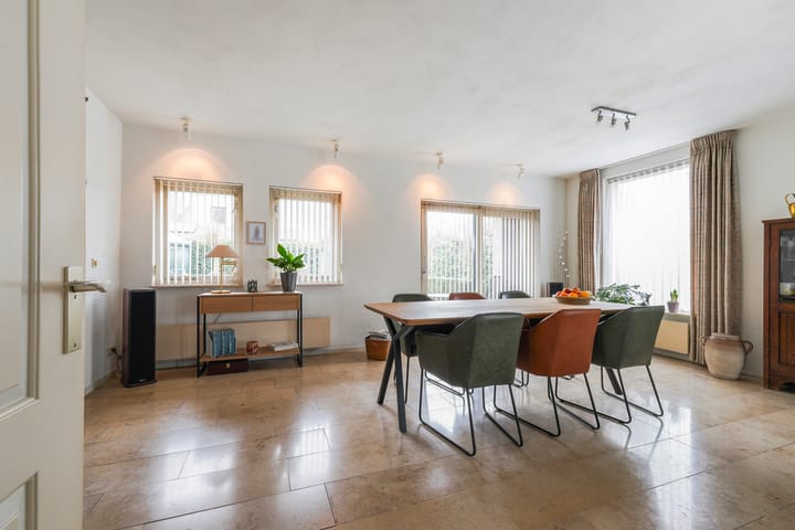 Foto 15 van Regent Smitsstraat 85