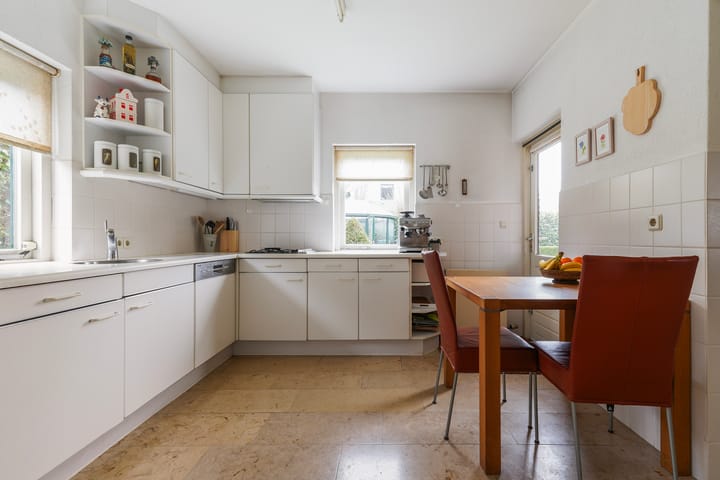 Foto 19 van Regent Smitsstraat 85