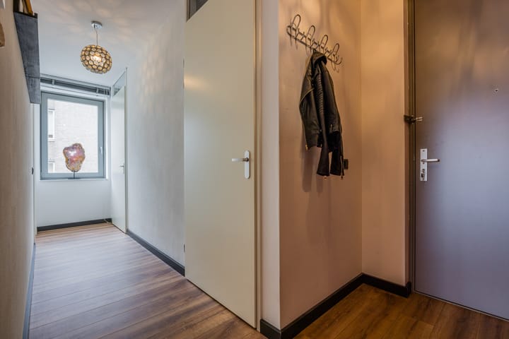 Foto 17 van Jan van Goyenplein 52