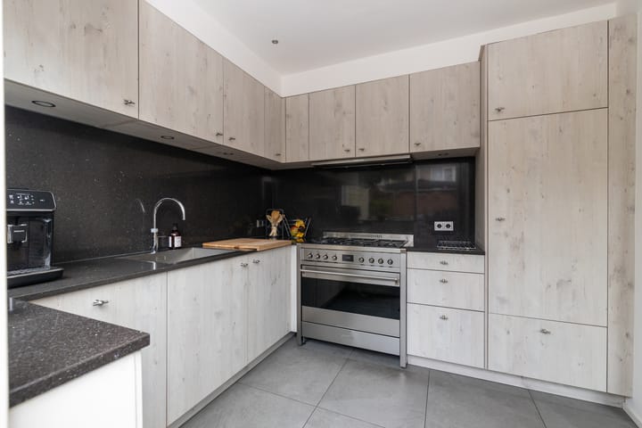 Foto 24 van Oostenrijkstraat 50