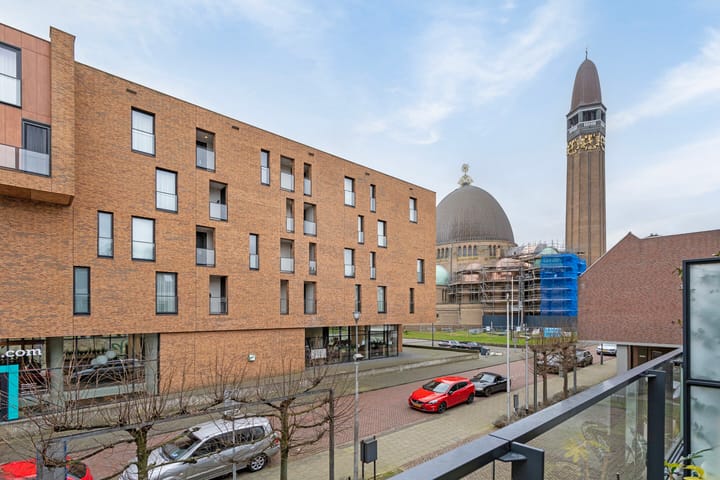 Foto 19 van St. Jansplein 45-B