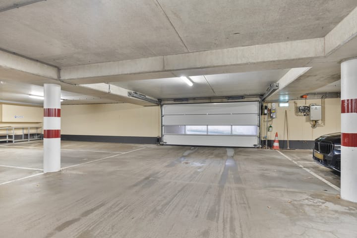 Photo 37 of Steenstraat 45