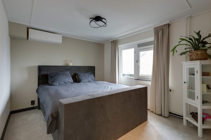 Foto 16 van Massenweg 8