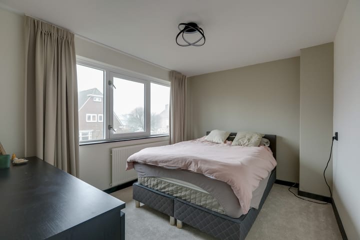 Foto 19 van Massenweg 8