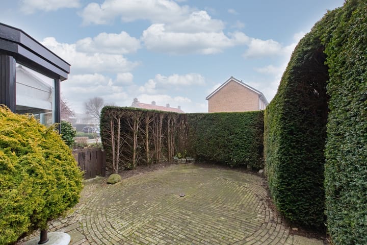 Foto 30 van Massenweg 8