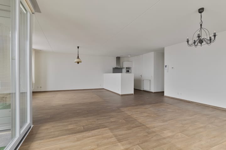 Photo 8 of Wilhelminaplein 99