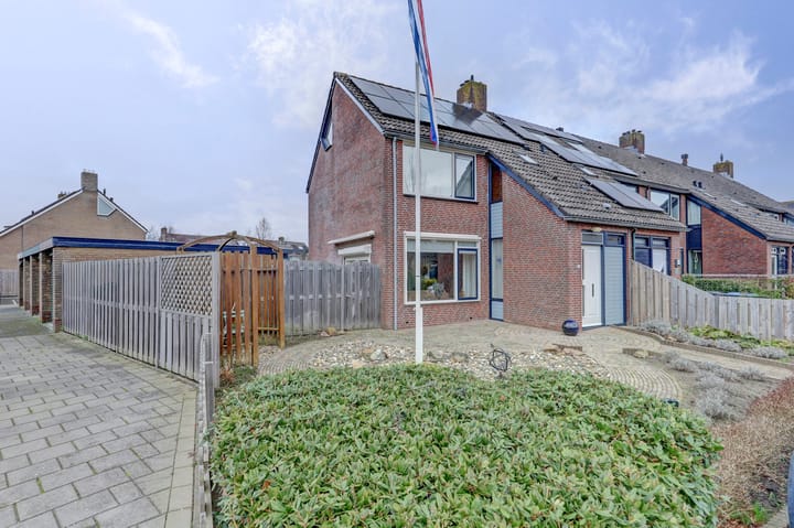 Foto 2 van Vogelgaarde 16