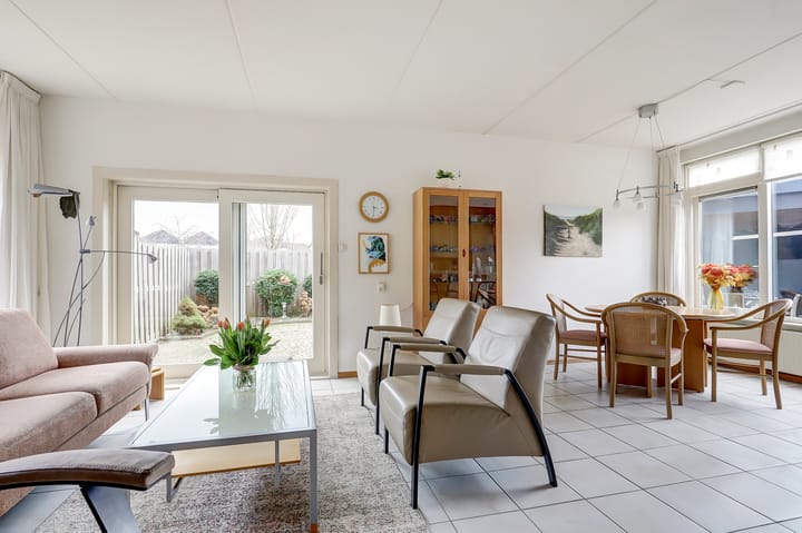 Foto 3 van Vogelgaarde 16