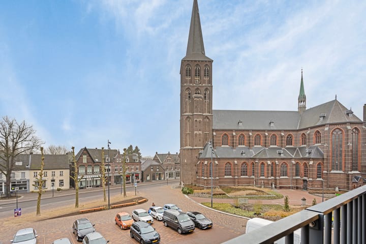 Photo 14 of Wilhelminaplein 99