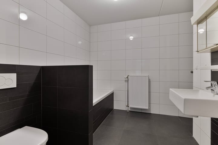 Photo 17 of Wilhelminaplein 99