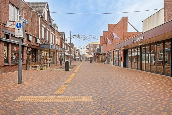 Photo 28 of Wilhelminaplein 99