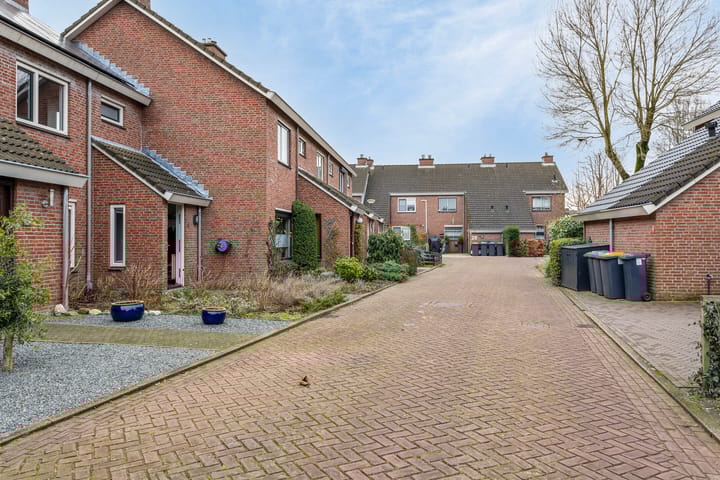 Foto 2 van De Holtplaats 5