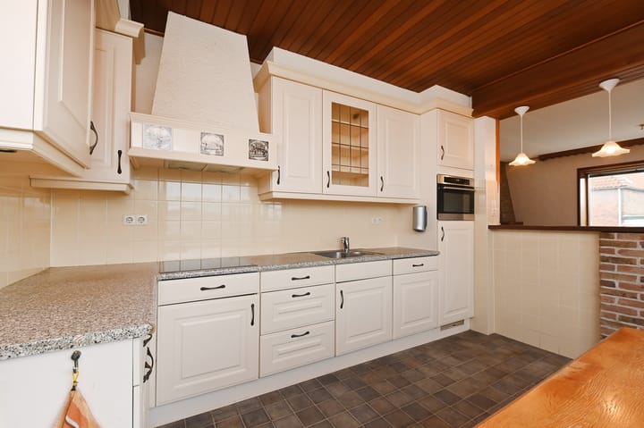 Foto 7 van Delftsestraatweg 50