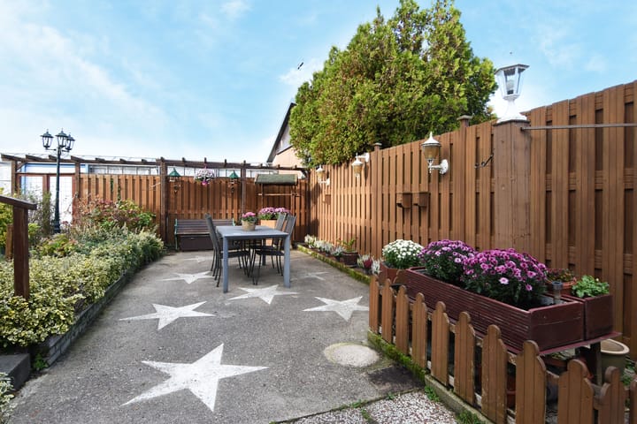 Foto 8 van Delftsestraatweg 50