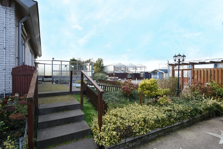 Foto 17 van Delftsestraatweg 50