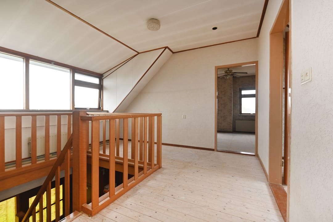 Foto 28 van Delftsestraatweg 50