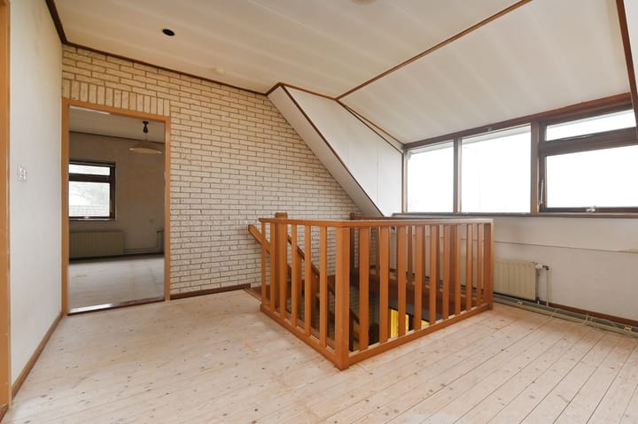 Foto 31 van Delftsestraatweg 50