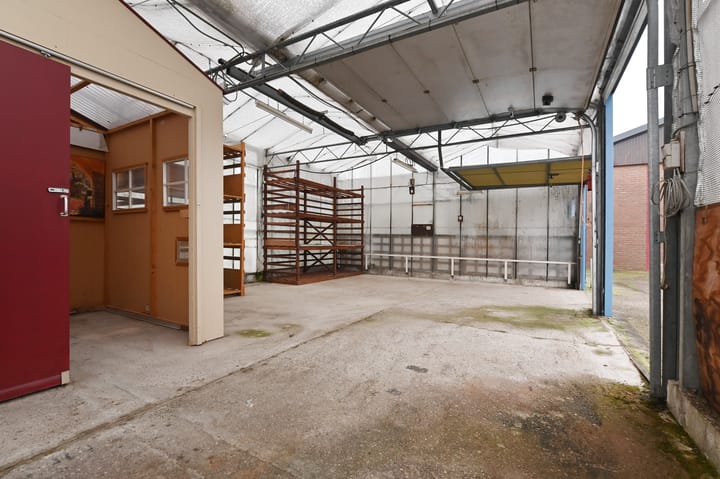 Foto 43 van Delftsestraatweg 50